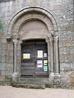 Gourdon, Eglise romane Notre-Dame de l'Assomption, porte